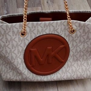 Beautiful Michael Kors Satchel